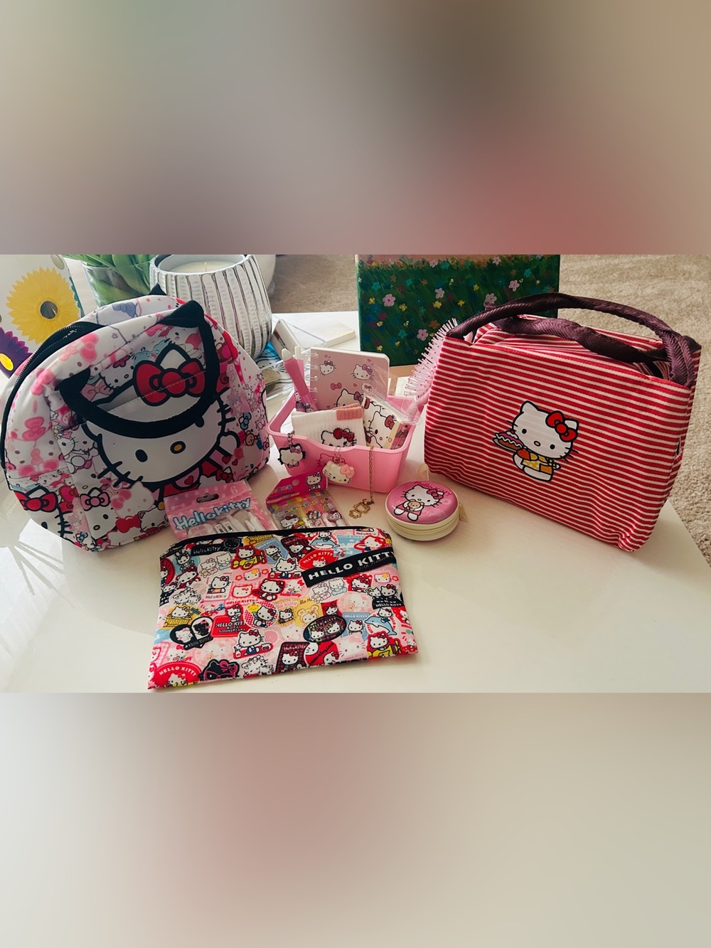Back To School Hello Kitty Fans Accessory Bundle